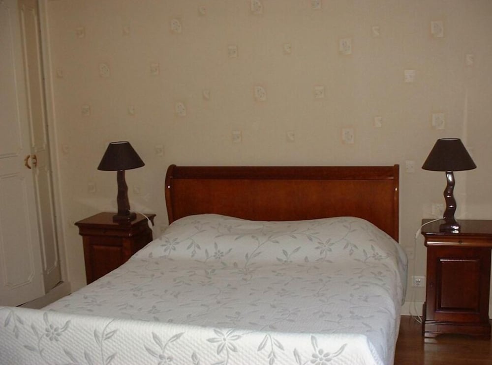 Double Room, 1 Double Bed (Maxime) photo 1