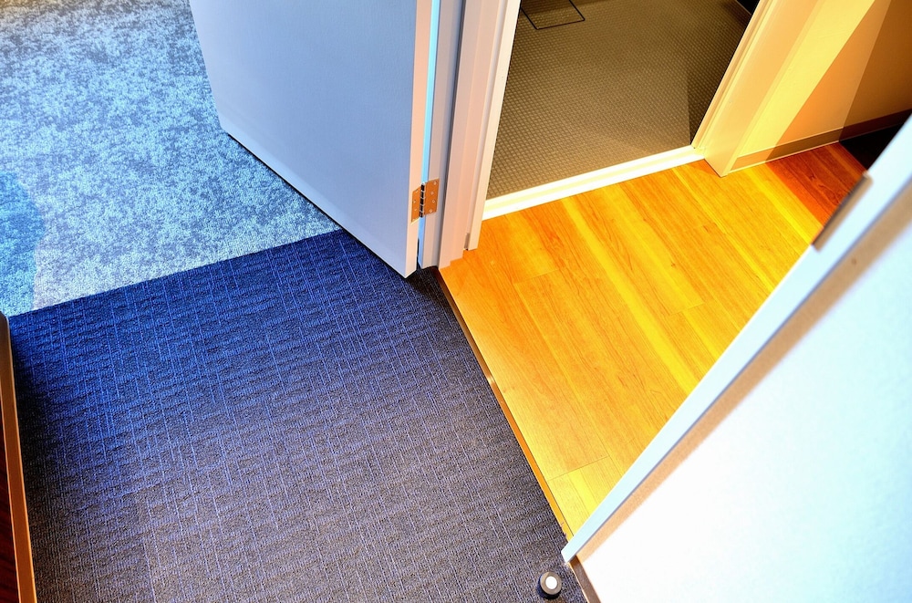 Standard Twin Room, Non Smoking - Photo 4