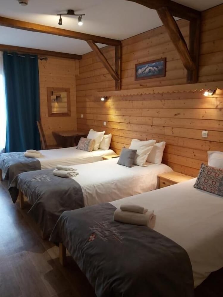 Family Quadruple Room, 2 Bedrooms, Non Smoking photo 1
