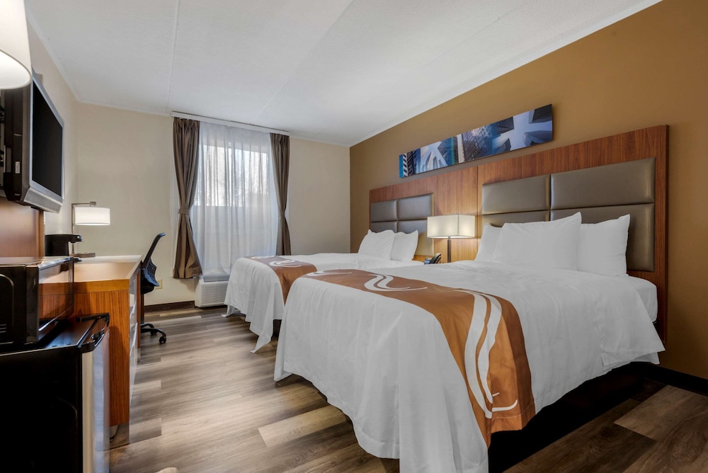 Standard Room, 2 Double Beds, Non Smoking - Photo 1