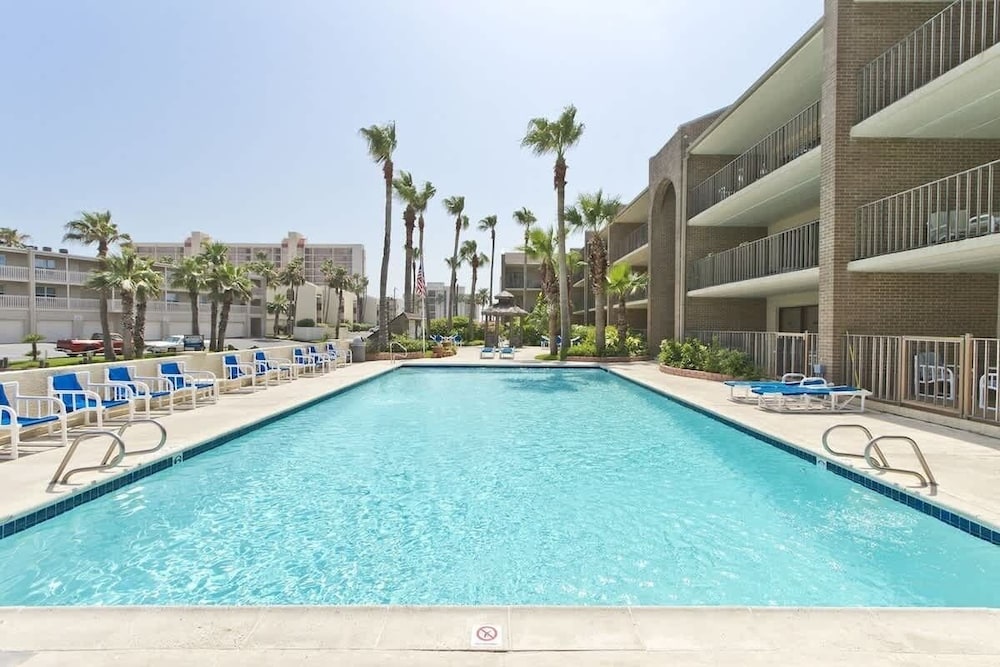 Condo, 2 Bedrooms