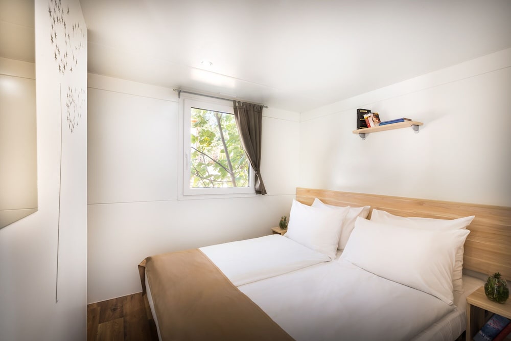 Comfort Holiday Home - Photo 3