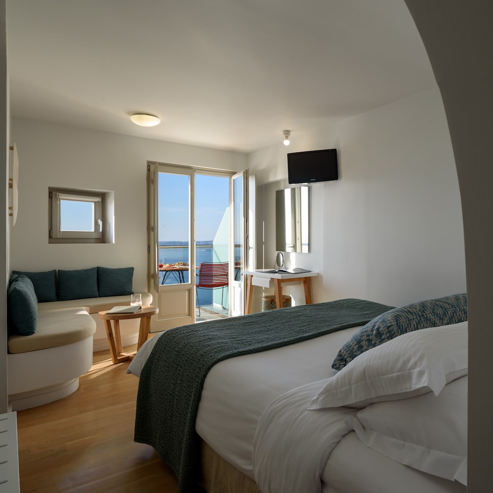 Standard Room, Sea View - Photo 24