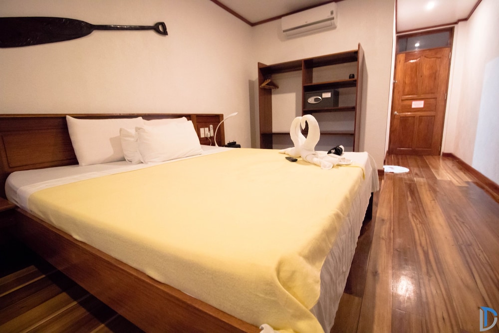 Couple's Room with Balcony, 3rd Floor