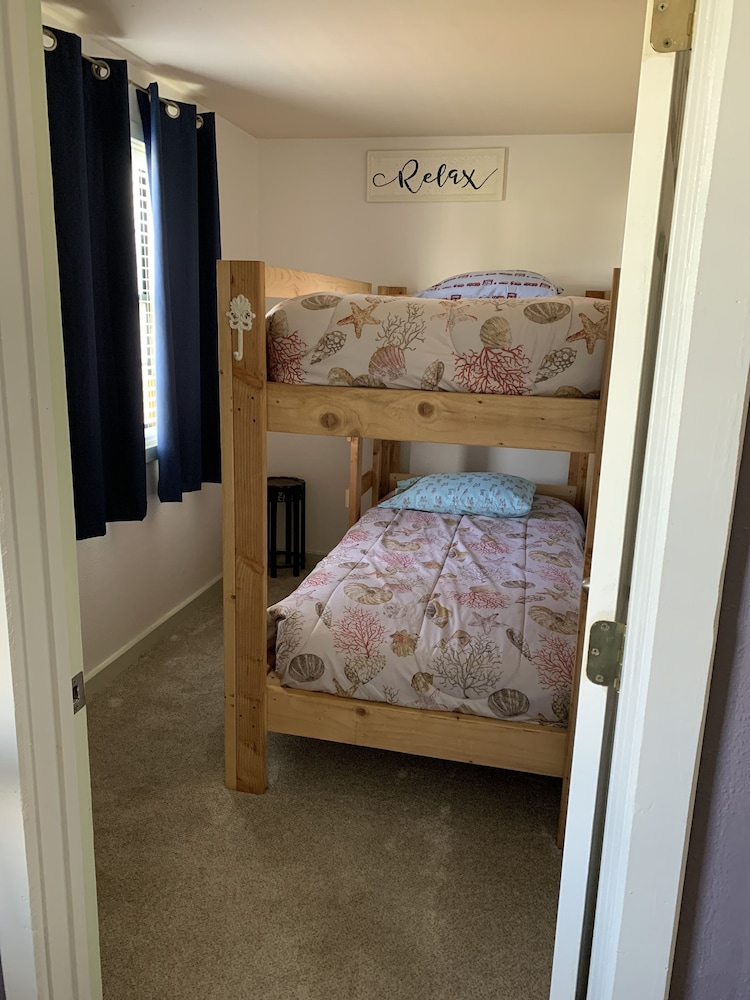 Family Suite, 2 Bedrooms, Kitchen (Unit 10)