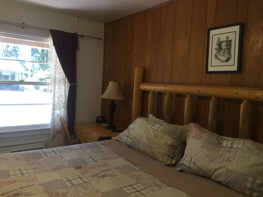 Standard Room photo 3