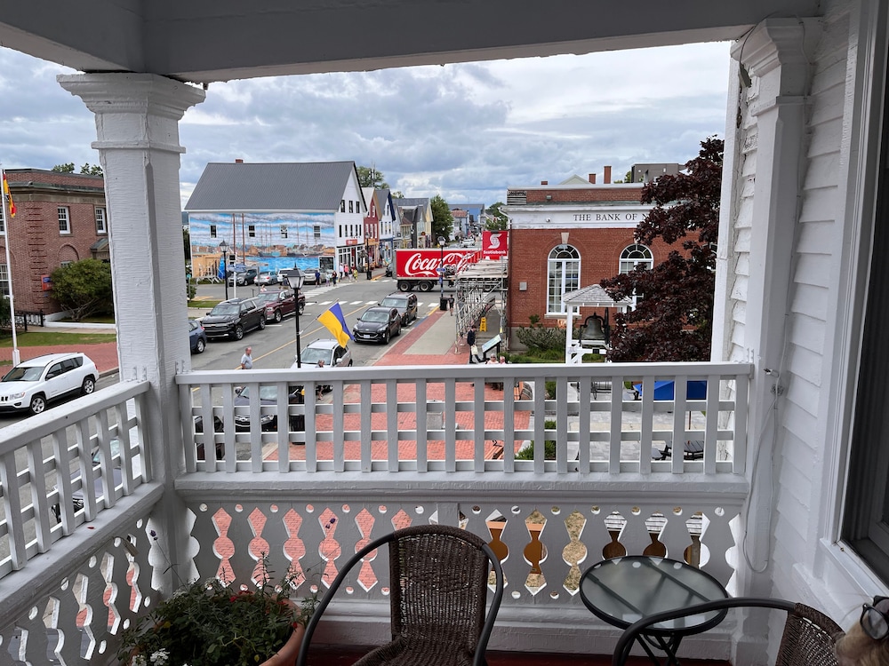 Executive Room, 1 King Bed, Balcony, Marina View, photo 6