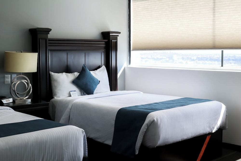 Presidential Studio Suite