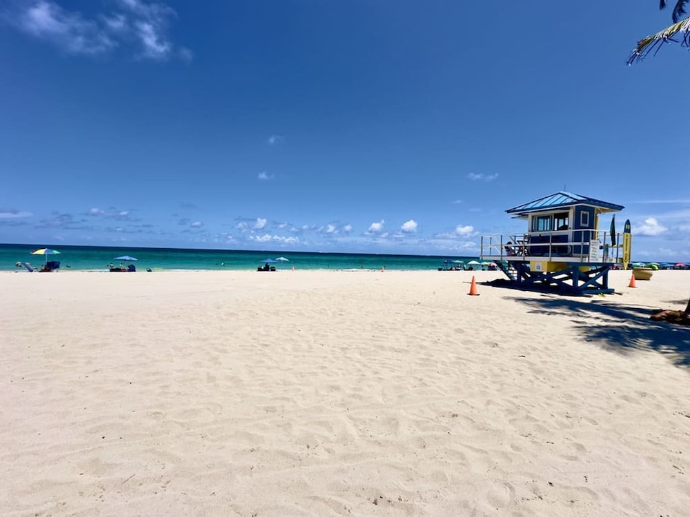 Beach Lover s Studio Apartment in Hollywood FL, Photo 20