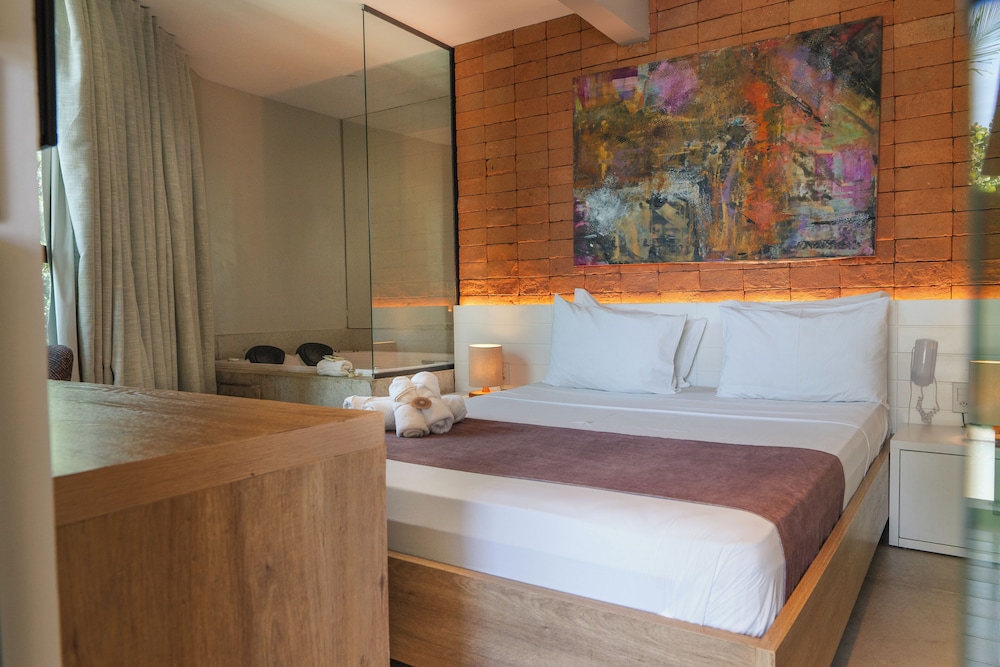 Deluxe Double Room, Jetted Tub photo 1