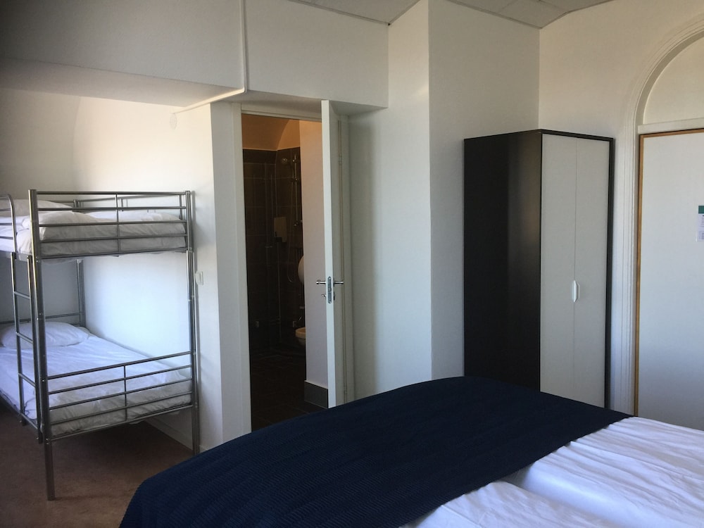 Family Suite, Private Bathroom, Lake View photo 3