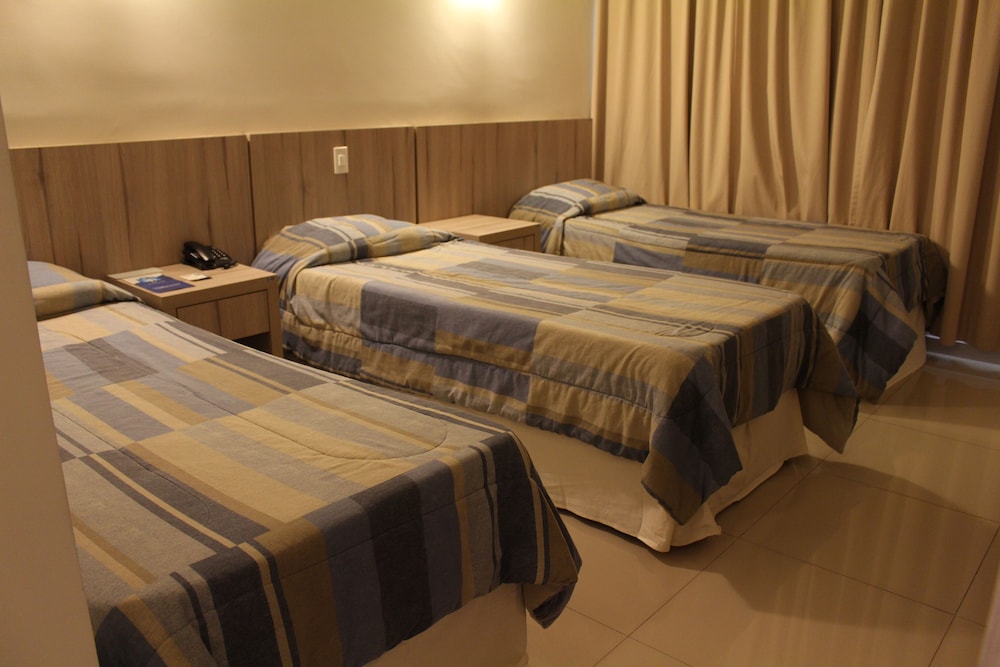 Deluxe Triple Room, 3 Twin Beds photo 1