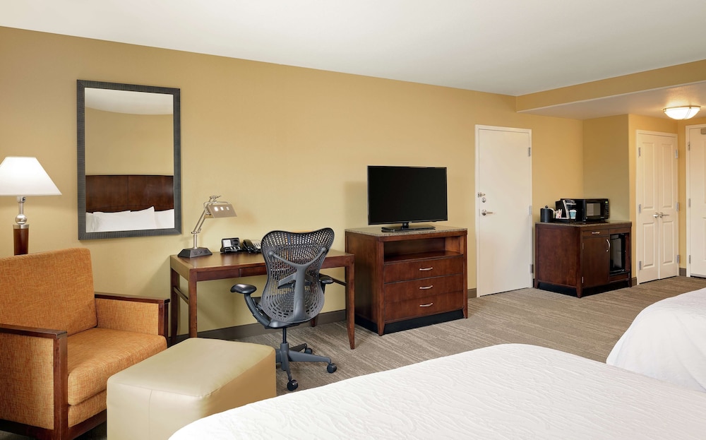 Room, 2 Queen Beds, Accessible - Photo 3