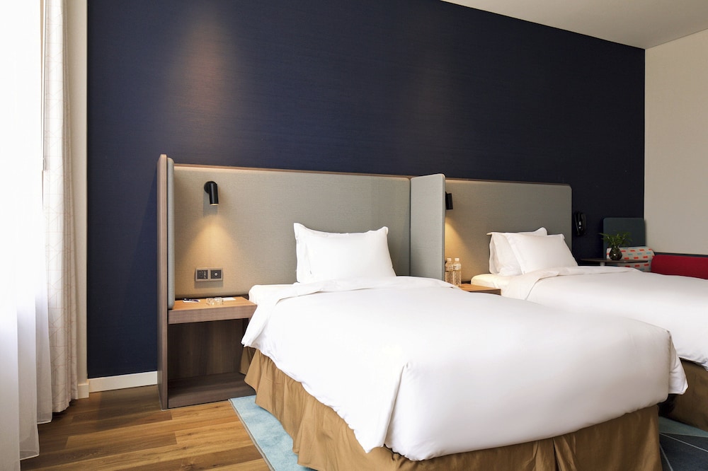 Standard Room, 2 Twin Beds photo 3