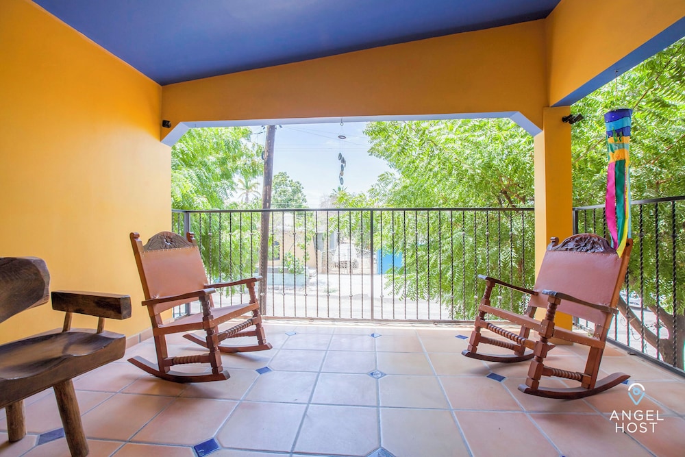 Comfort Apartment, 2 Bedrooms, Beachside photo 3