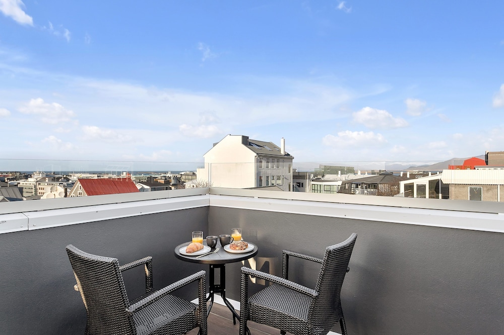City Penthouse photo 2
