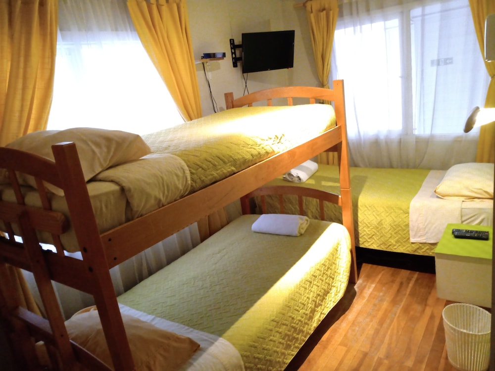 Triple Room, 1 Bedroom (Litera + Cama Individual) photo 1