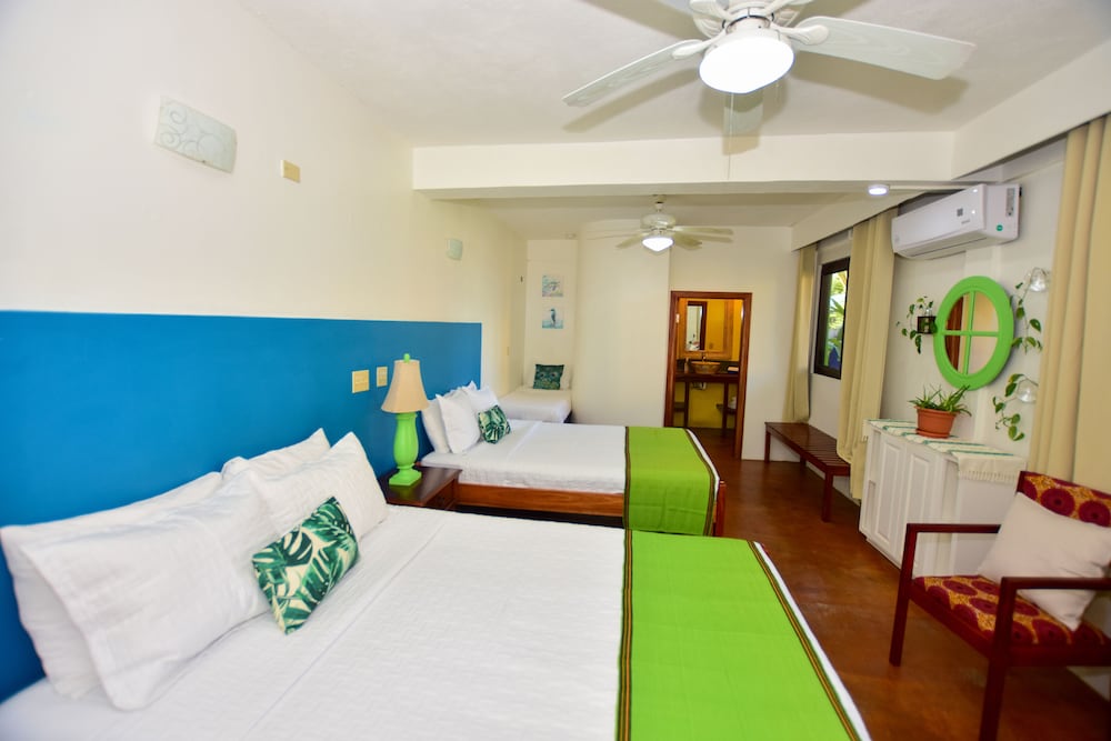Family Room, Private Bathroom, Beachside photo 3