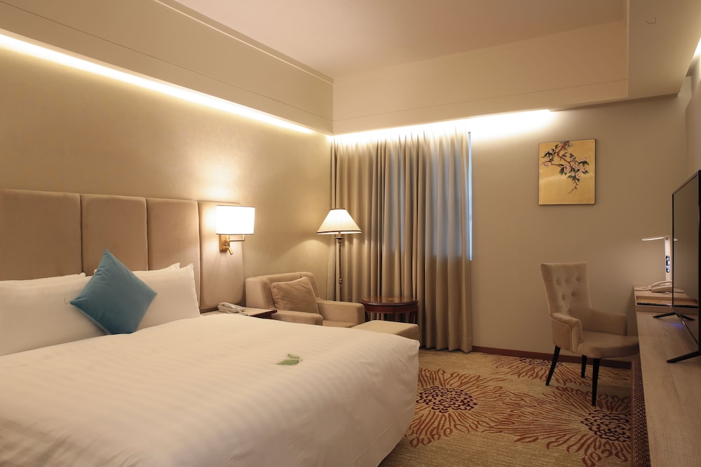 Economy Double Room, 1 Queen Bed, Non Smoking photo 1