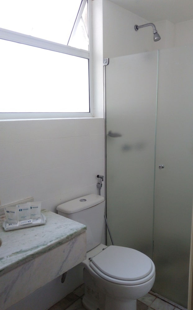 Standard Twin Room, 2 Twin Beds - Photo 7