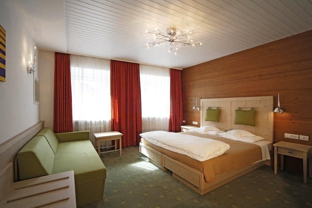 Superior Double or Twin Room photo 1