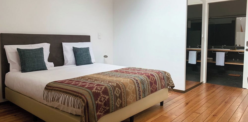 Available room