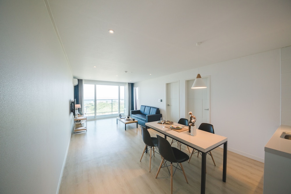 Suite photo 1