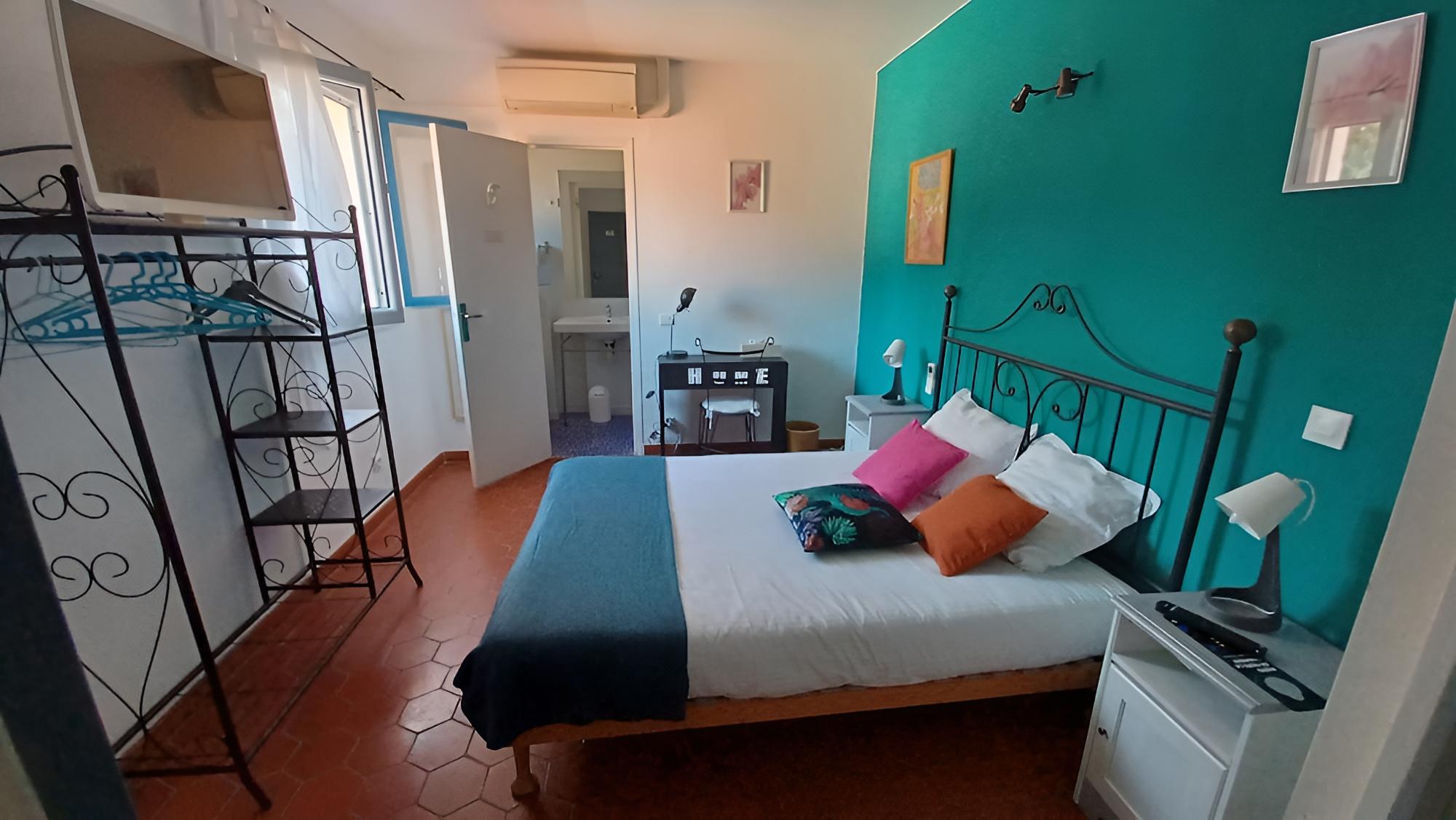 Economy Double Room