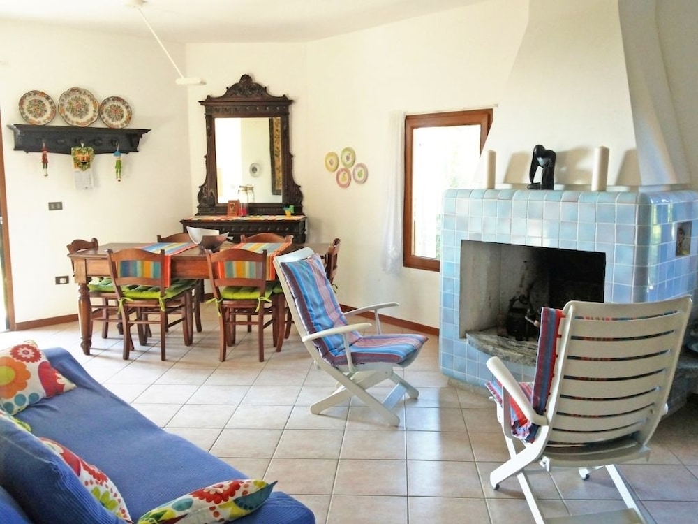 Villa photo 2