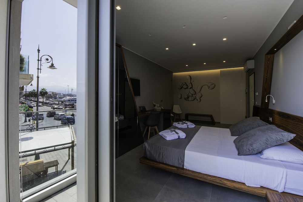 Luxury Suite, Balcony photo 2