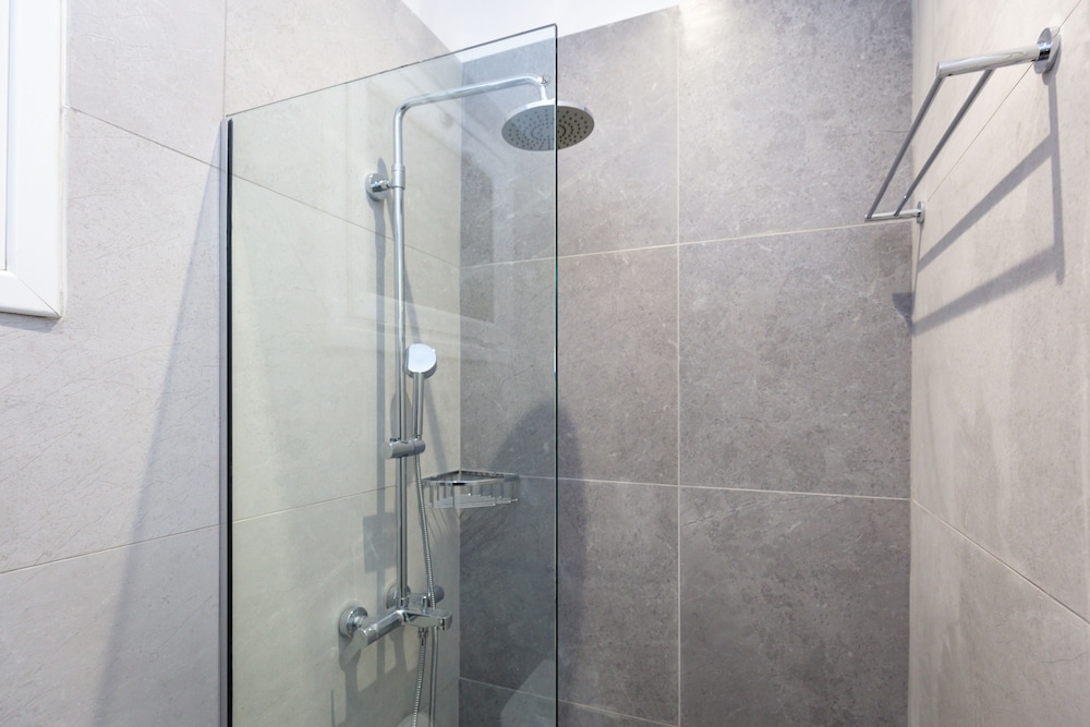 Twin Room, Street View - Photo 6