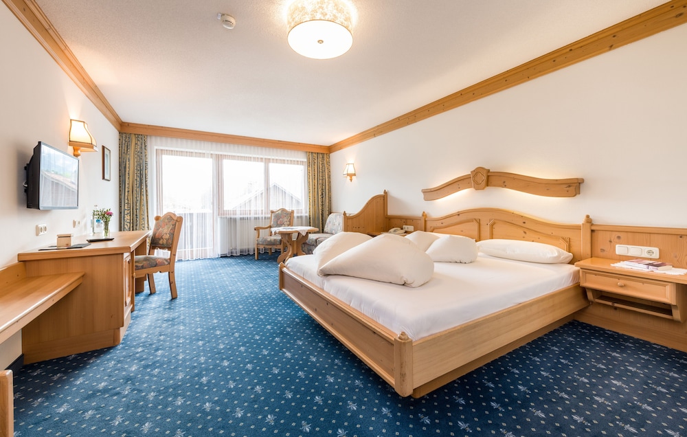 Comfort Double Room, Balcony, Mountain View photo 1