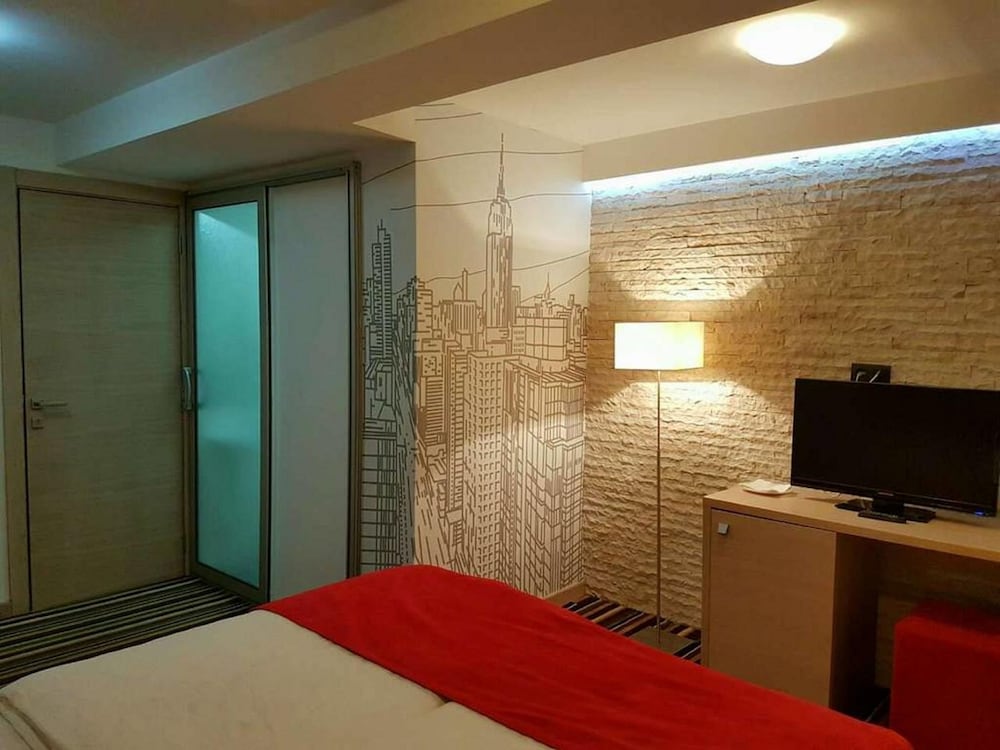 Economy Double Room