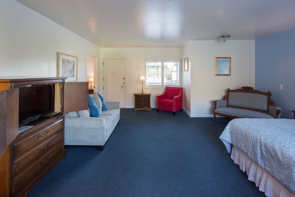 Family Suite, 2 Bedrooms, 2 Bathrooms photo 3