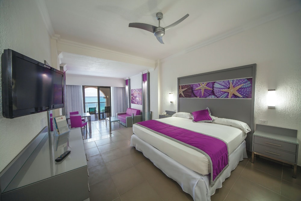 Junior Suite, Ocean View (B2C-CA) photo 1