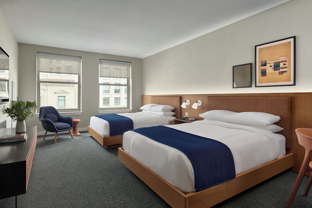 Room, 2 Double Beds (Platinum) - Photo 1