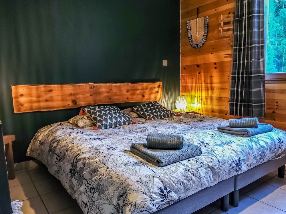 Superior Triple Room, Accessible, Private Bathroom (Gentiane) photo 2