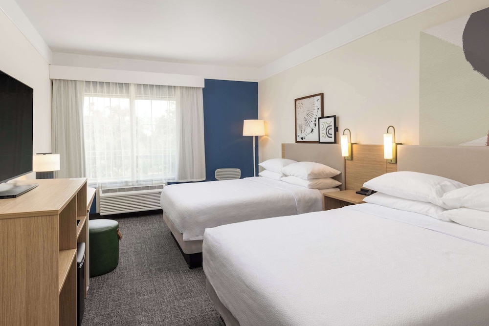 Room, 2 Queen Beds, Accessible (Hearing) - Photo 3