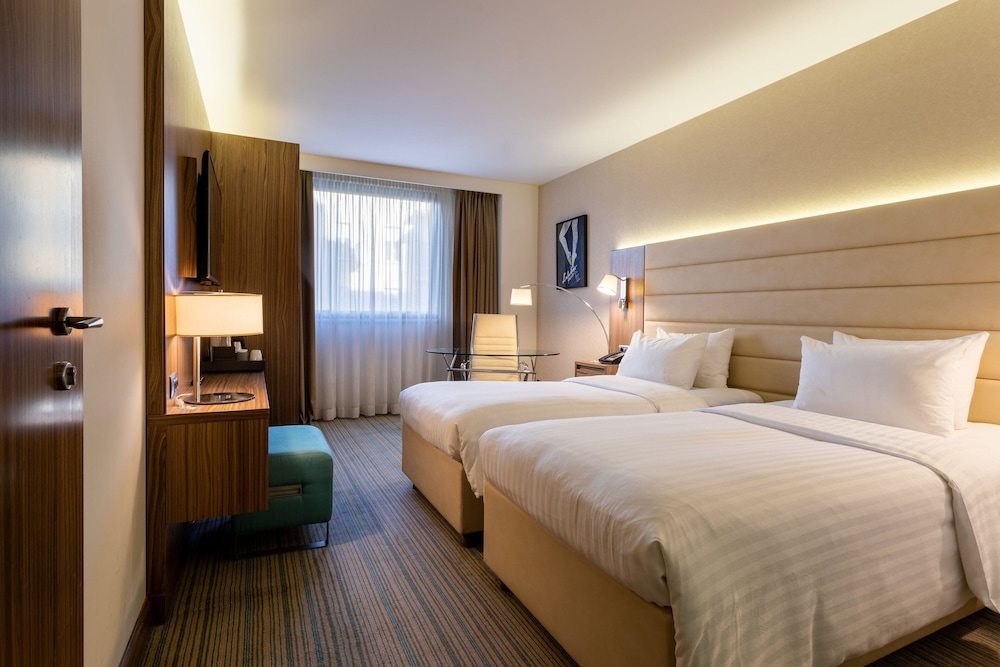 Grand Room, 2 Twin Beds photo 2