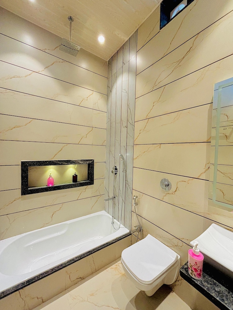 Executive Room photo 2