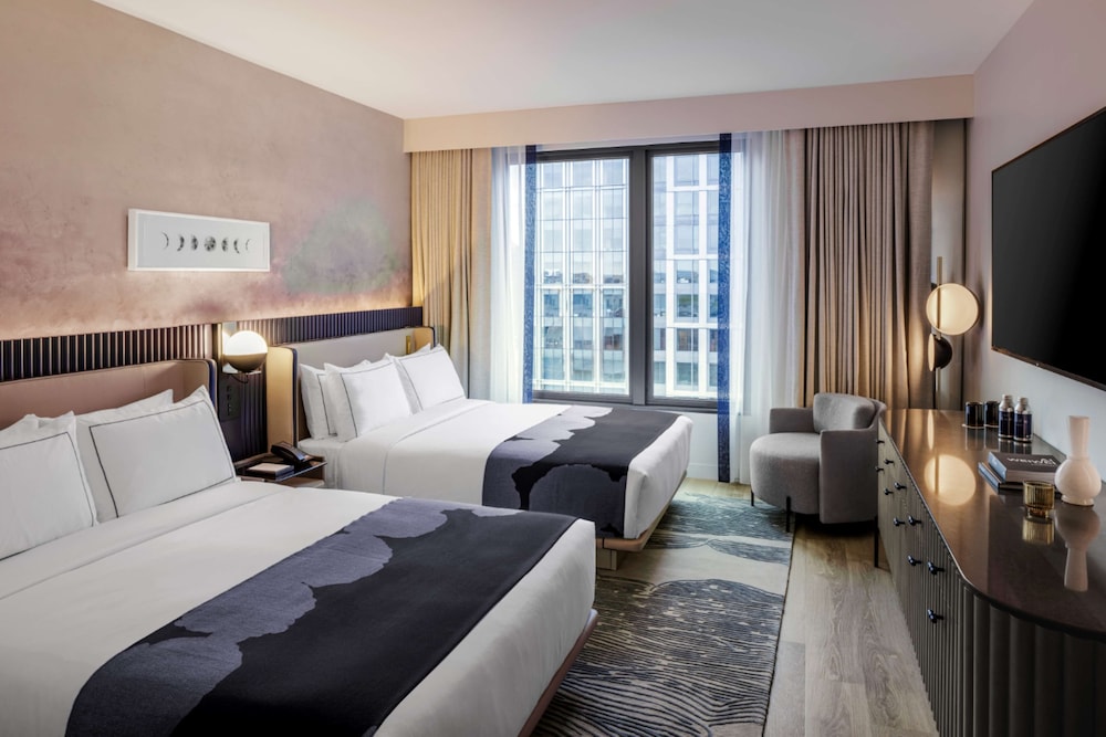 Premium Room, 2 Queen Beds (Hearing) - Photo 3
