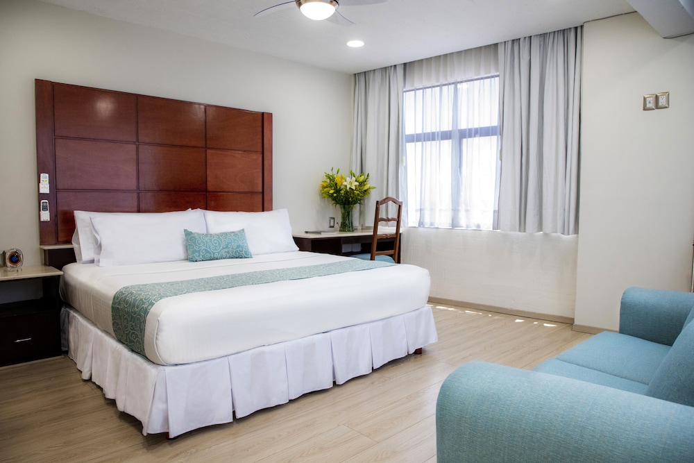 Junior Studio Suite - Photo 1