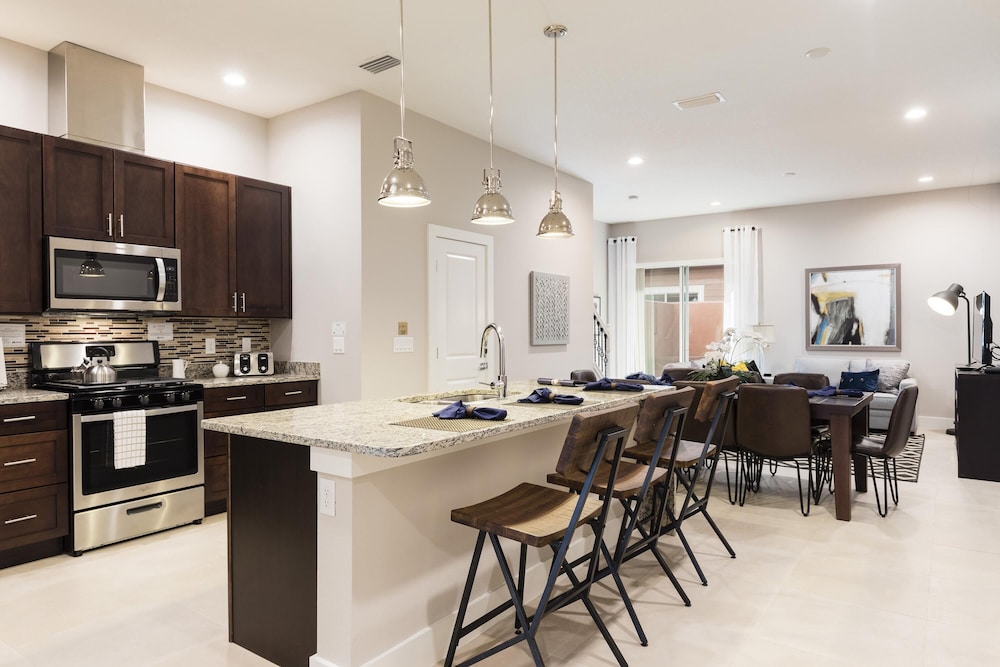 3 BR 3BA Villa 5min Disneyworld Hot Tub BBQ, Billede 30