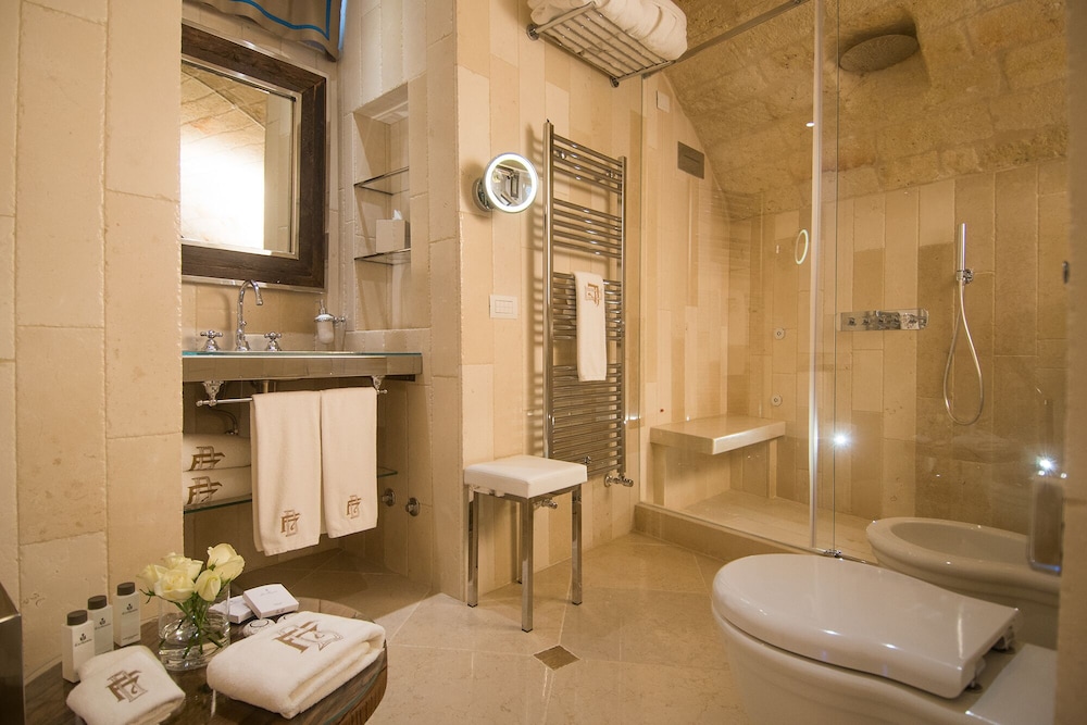 Deluxe Room, Annex Building (150 meters from Main building) photo 3