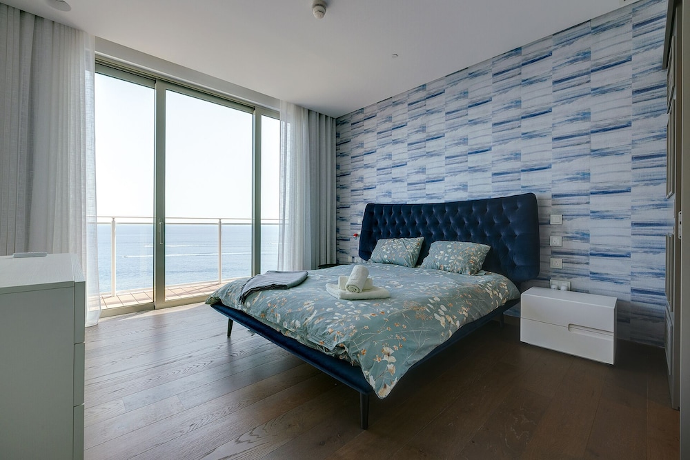 Apartment (2 Bedrooms)