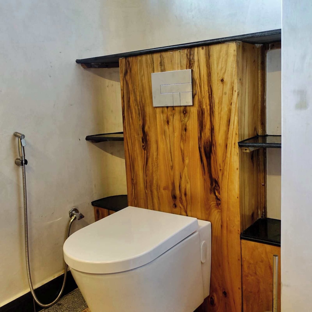 Comfort Double Room, 1 King Bed, Non Smoking, Pool View