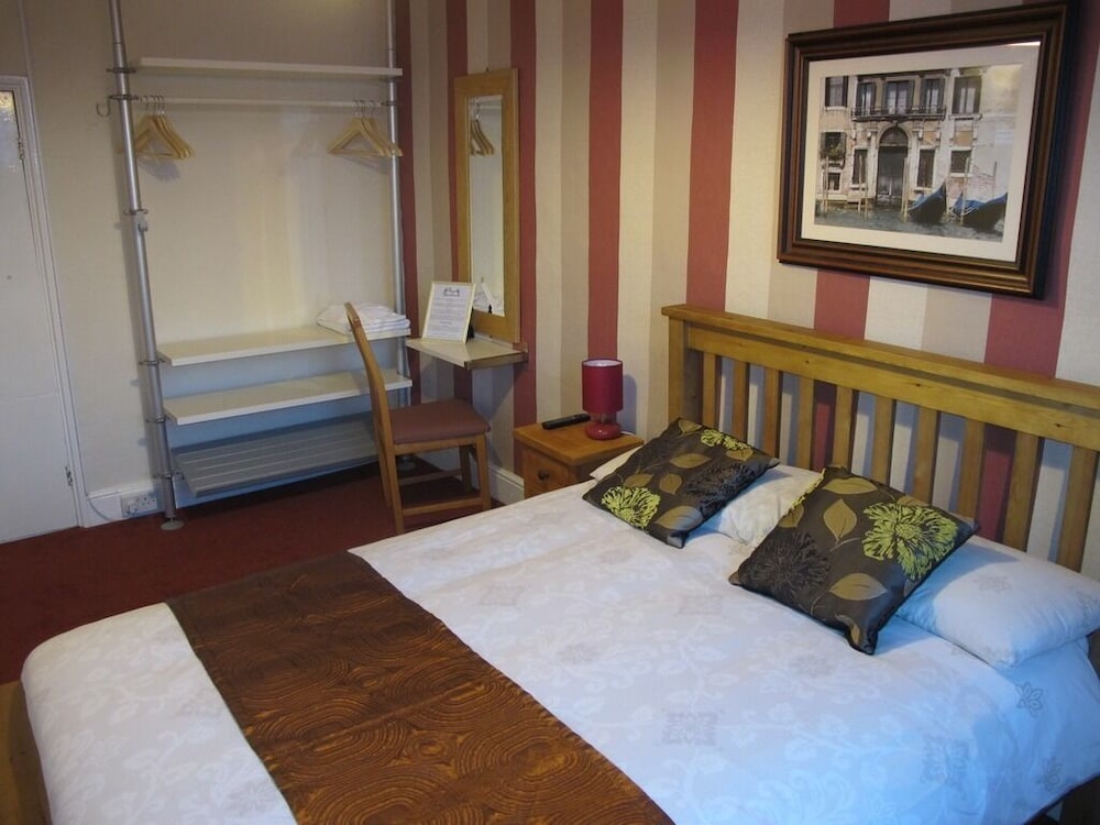 Double Room, Shared Bathroom photo 2