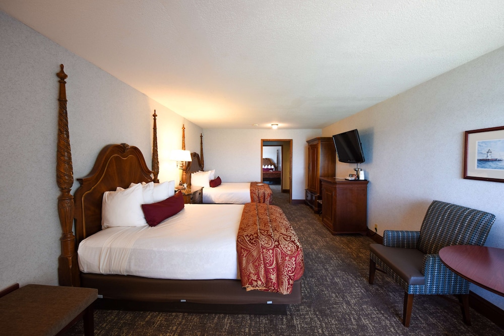 Suite, Multiple Beds, Non Smoking, Courtyard Area (with Sofabed) - Photo 12