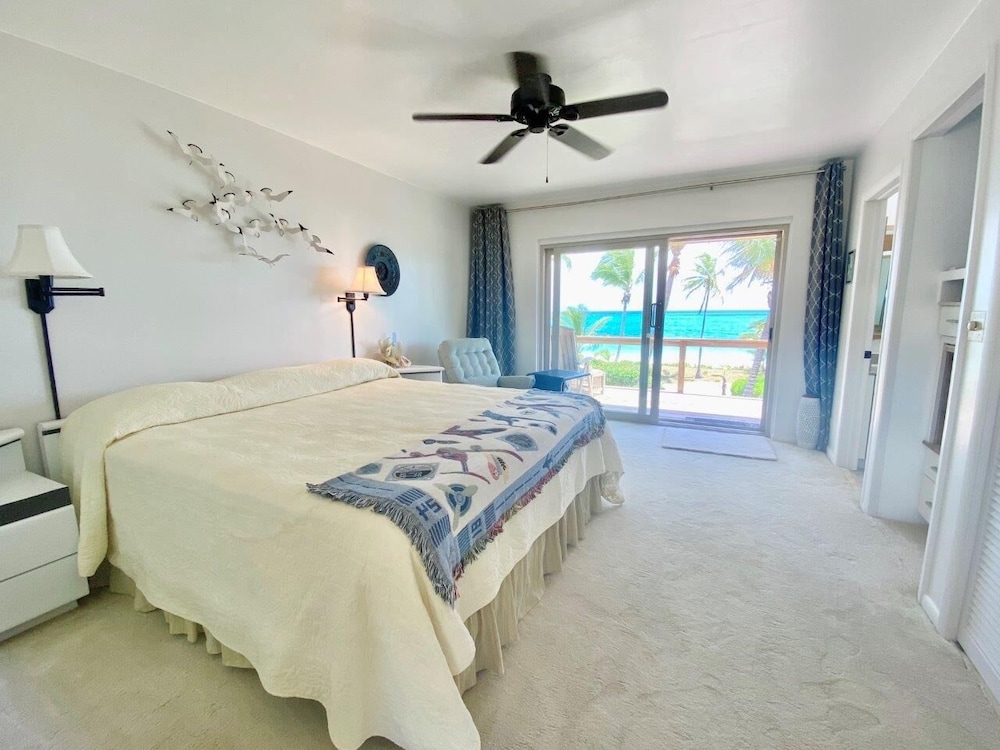 Beachfront Beauty: Restored Villa With Pool photo 2