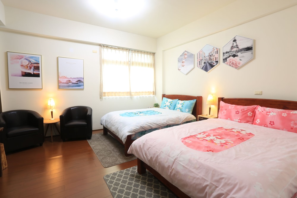 Romantic Quadruple Room photo 3